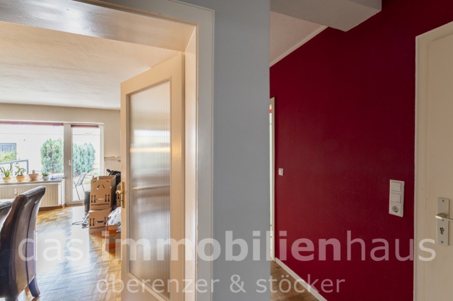 Reihenhaus Braunschweig R�ningen - Flurblick - Umzug startet Reihenmittelhaus Braunschweig