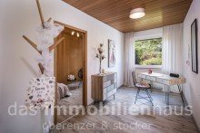 Kinderzimmer  Savoir vivre  - Gro�z�giger Bungalow mit Au�enschwimmbad