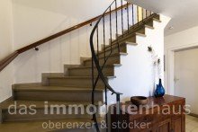 Eingang Treppenhaus Einfamilienhaus Braunschweig Querum Gro�es freistehendes Einfamilienhaus in Braunschweig Querum