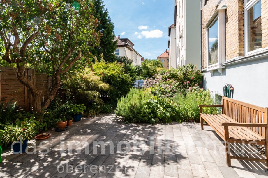 Hausgarten mit Bank - Wohnung �stliches Ringgebiet Hochparterre Erdgeschosswohnung Braunschweig