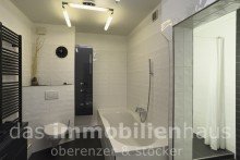 OG Bad und Dusche - Reihenhaus in Braunschweig Veltenhof  Atelierhaus  = Top-Reihenmittelhaus in Veltenhof