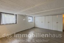 Zimmer  im Untergeschoss - Bungalow Schmied in Braunschweig Wenden Schmied-Bungalow! Mit wundersch�nem Garten und Teich (renovierungsbed�rftig)
