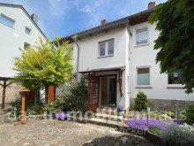 Ansicht Innenhof Gartentraum-2-Familien-Haus mit Nebengeb�ude und gro�em Grundst�ck in zentraler Lage