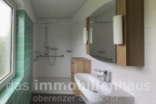 Badezimmer - Doppelhaush�lfte in Braunschweig Lehndorf Doppelhaush�lfte in Lehndorf mit idyllischem Gartengrundst�ck