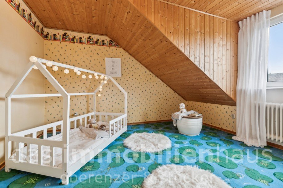 Kinderzimmer - Einfamilienhaus Kettenhaus Braunschweig Volkmarode Doppelhaush�lfte Braunschweig