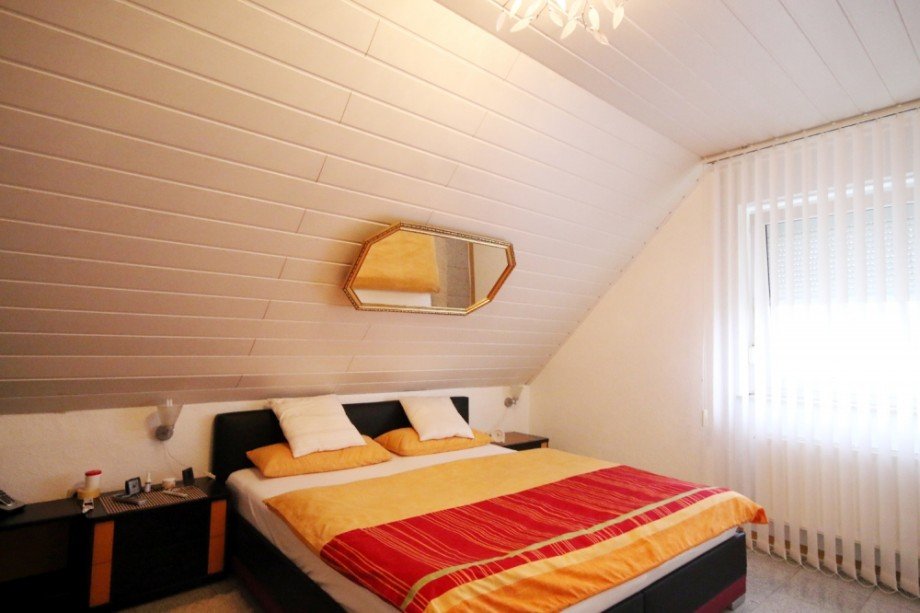 Schlafzimmer Doppelhaush�lfte Wendeburg