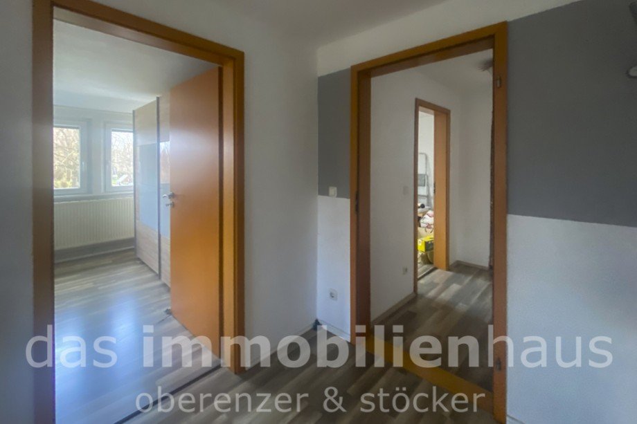 Flur OG - Einfamilienhaus in Braunschweig Gliesmarode mit Garten Einfamilienhaus Braunschweig