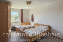 Zimmer OG Reihenhaus Braunschweig Querum 7 Zimmer f�r die ganze Familie - 
Reihenhaus mit Garten & Carport in BS-Querum