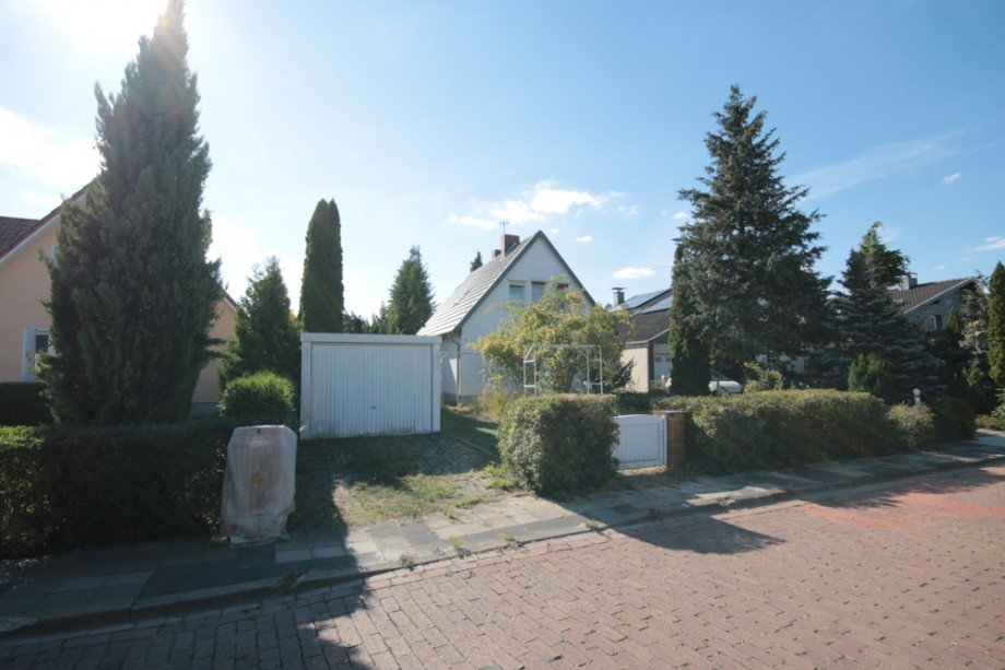 Haus und Garage Einfamilienhaus Helmstedt