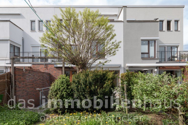 Gartenansicht Haus Braunschweig Weststadt Braunschweig - Weststadt Reihenhaus Modernes Wohnen am Westpark
