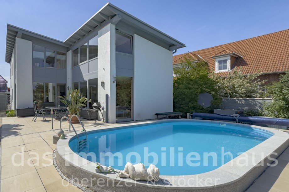Pool - Einfamilienhaus mit Pool in Lehre Einfamilienhaus Lehre