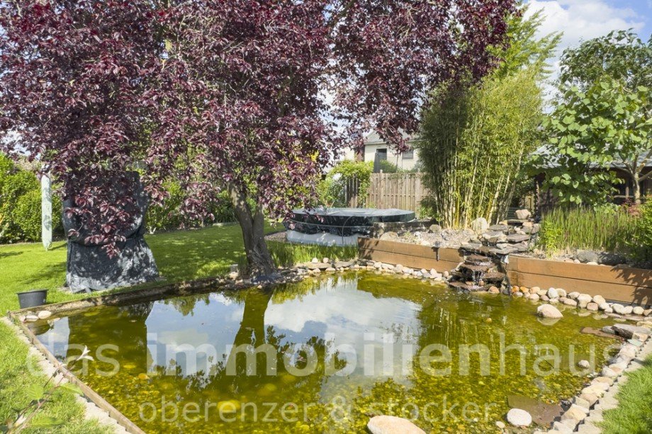 Gartenteich - Doppelhaush�lfte in Braunschweig Lehndorf Doppelhaush�lfte Braunschweig