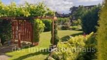 Garten Gartentraum-2-Familien-Haus mit Nebengeb�ude und gro�em Grundst�ck in zentraler Lage