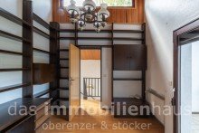 Bibliothek Citynahes Reihenendhaus in  Insellage  mit gro�em Garten (auf Erbpachtgrundst�ck)