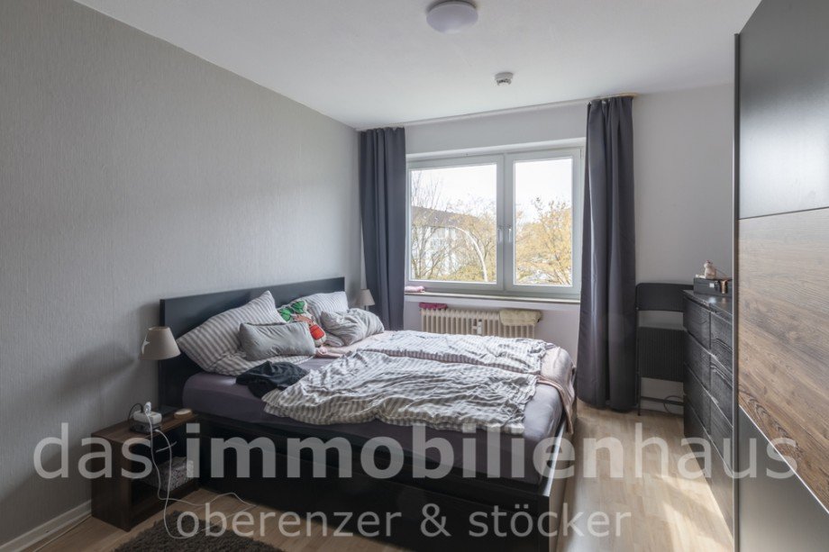 Schlafzimmer - Eigentumswohnung mit Balkon in Braunschweig Heidberg Etagenwohnung Braunschweig