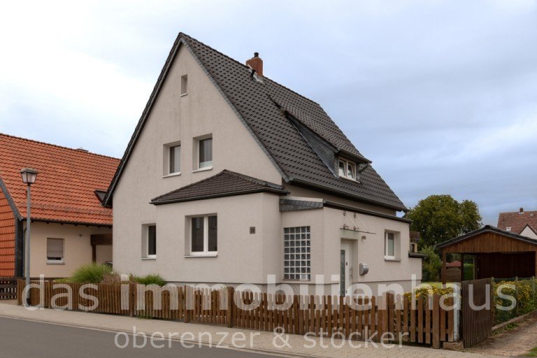 Stra�enansicht Einfamilienhaus Wolfenb�ttel Wolfenb�ttel / Halchter - Wolfenb�ttel, Stadt Haus Einfamilienhaus mit gro�em Garten in Wolfenb�ttel-Halchter