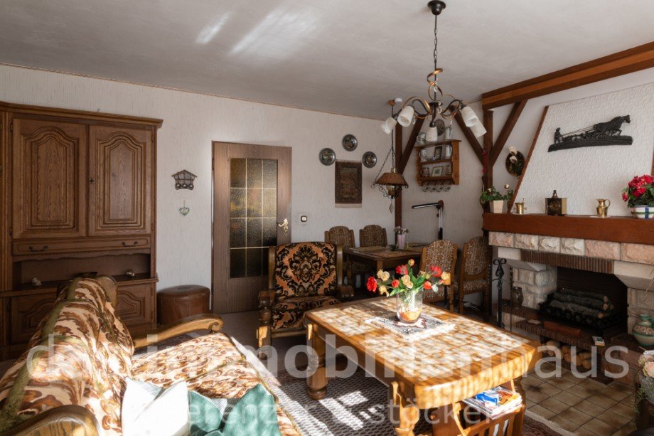 Wohn-Ess-Zimmer_Eigentumswohnung_in_Braunschweig_Wenden Etagenwohnung Braunschweig / Wenden