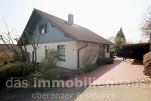 Frontansicht_Einfamilienhaus_Wolfenb�ttel_mit_tollem_Garten Familienidylle in der Stadt - Einfamilienhaus mit Gartenoase