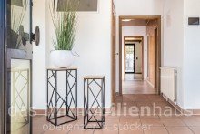 Entr�  Savoir vivre  - Gro�z�giger Bungalow mit Au�enschwimmbad