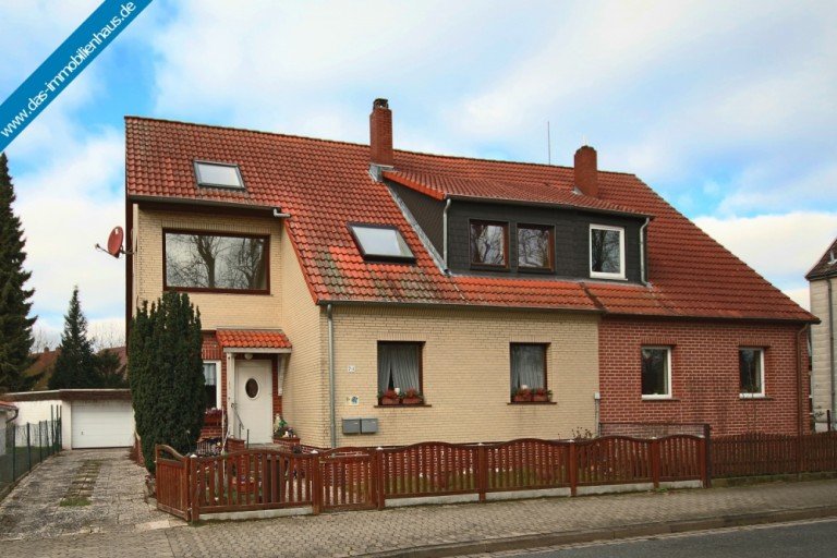 Au�enansicht Braunschweig Doppelhaush�lfte 2-Familienhaus-Doppelhaush�lfte mit Garage an der K�lberwiese