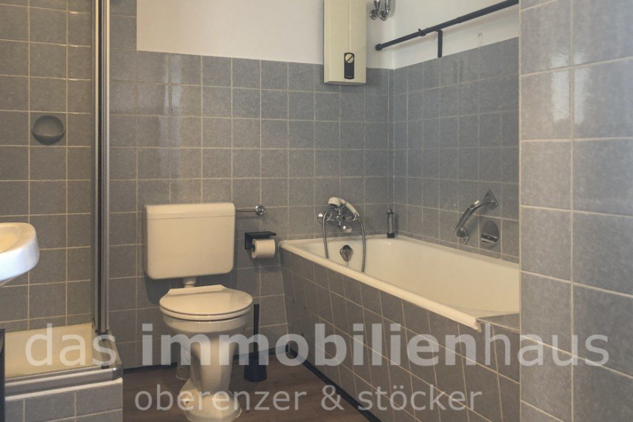 Badezimmer OG - Reihenhaus Braunschweig Schwarzer Berg Reihenmittelhaus Braunschweig / Schwarzer Berg