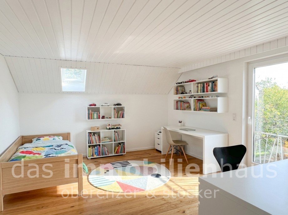 Zimmer DG (virtual staged) Einfamilienhaus in Braunschweig Gliesmarode Einfamilienhaus Braunschweig / Gliesmarode