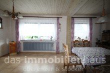 Esszimmer Freistehendes Ein-/Zweifamilienhaus in Hattorf