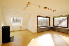 Wohng DG_Wohnzimmer 2-Familienhaus-Doppelhaush�lfte mit Garage an der K�lberwiese