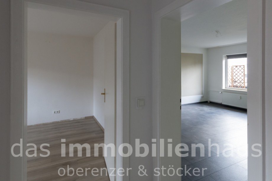 Reihenhaus Braunschweig R�ningen - Flur OG Reihenmittelhaus Braunschweig
