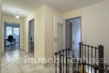 Flur - Wohnung mit Terrasse und Garten in Braunschweig Broitzem Wohnen wie im eigenen Haus: 4-Zimmer-Eigentumswohnung mit Garten und Terrasse