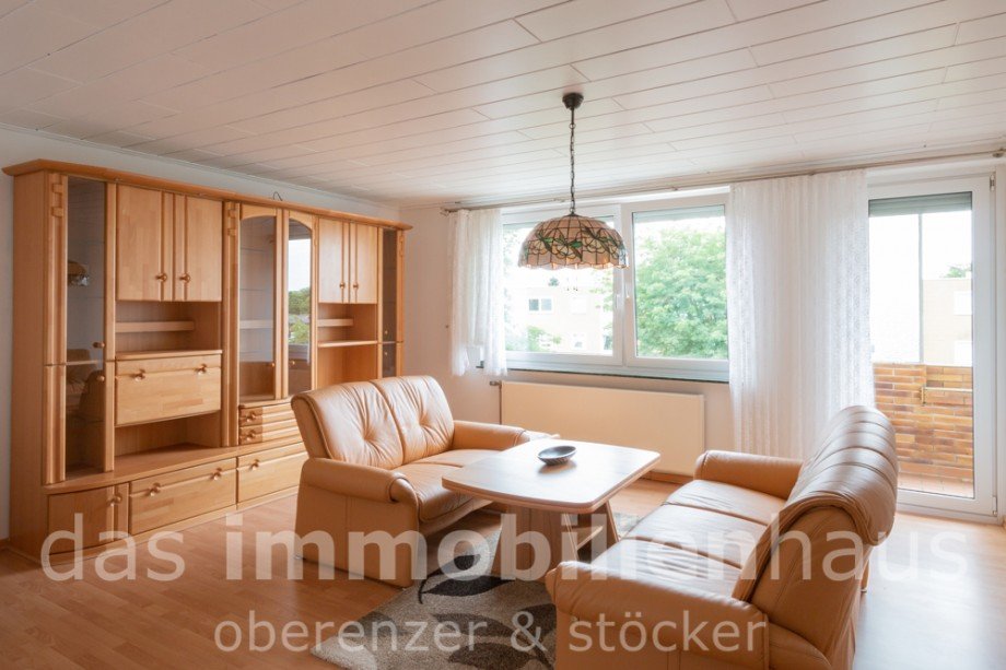 Wohnzimmer_Wohnung_Braunschweig_Weststadt_Rheinring Etagenwohnung Braunschweig