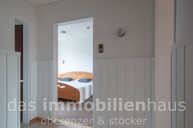 Flur_Wohnung_Braunschweig_Weststadt Braunschweig Etagenwohnung 2-Zimmer-Wohnung mit Balkon am Rheinring - keine K�uferprovision !
