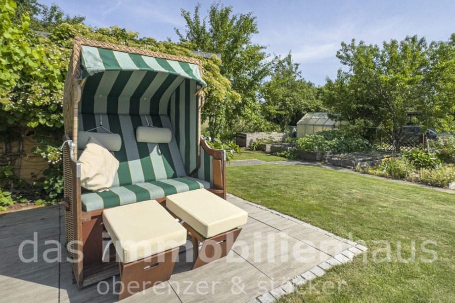 Impression Garten Strandkorb - Einfamilienhaus mit Pool in Lehre Einfamilienhaus Lehre