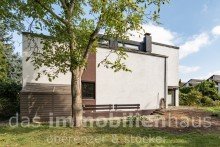 Gartenseite Citynahes Reihenendhaus in  Insellage  mit gro�em Garten (auf Erbpachtgrundst�ck)