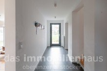 Flur Doppelhaush�lfte Kubus Braunschweig Lehndorf Bauhaus meets Classic
