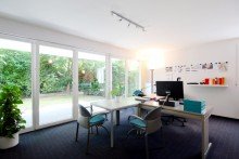 B�ro bzw Wohnzimmer 3 bis 4-Zimmer-Wohnung mit Garten in der N�he vom Wasserturm