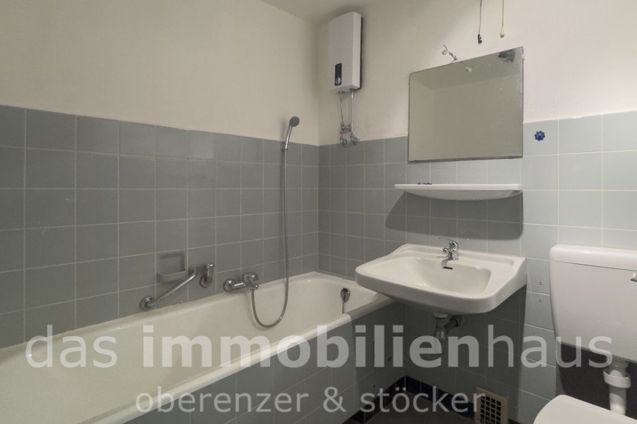 Badezimmer - Wohnung Kapitalanlage Braunschweig westliches Ringgbiet Dachgeschosswohnung Braunschweig